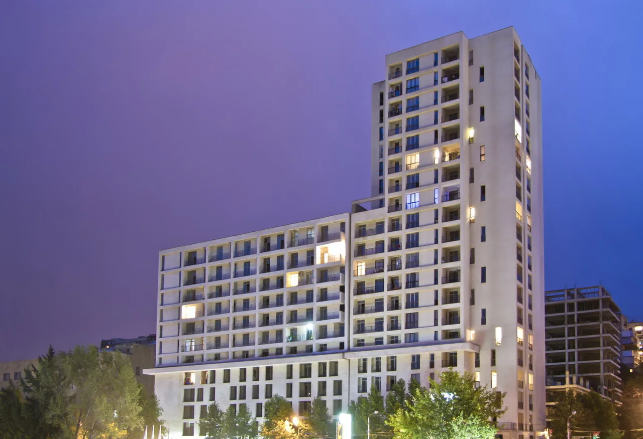 Axis Palace 2
